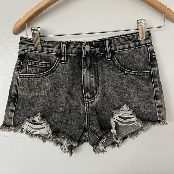 SHEIN girls denim distressed shorts 10 - Picture 1 of 3
